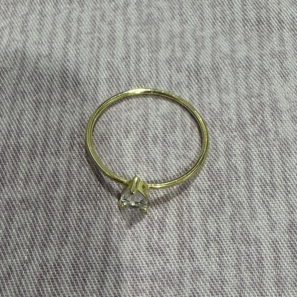 Teardrop Gem Ring